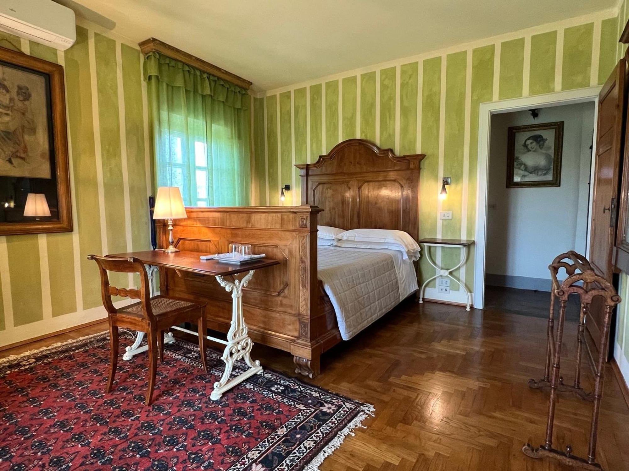 Villa La Lodola โฟยาโน เดลเล เคียนา ภายนอก รูปภาพ