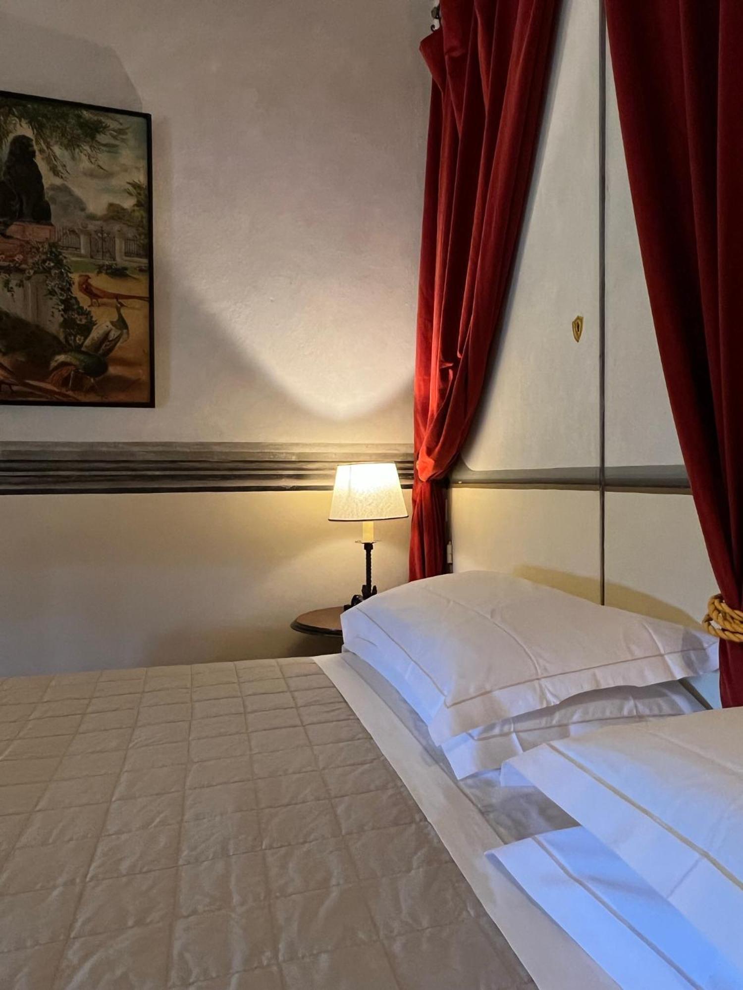 Villa La Lodola โฟยาโน เดลเล เคียนา ภายนอก รูปภาพ