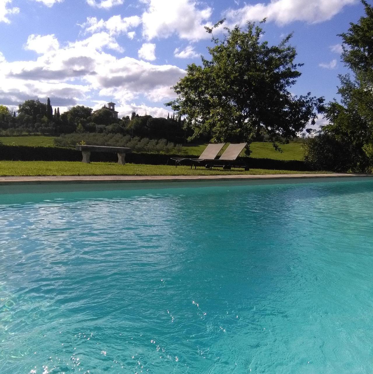 Villa La Lodola โฟยาโน เดลเล เคียนา ภายนอก รูปภาพ